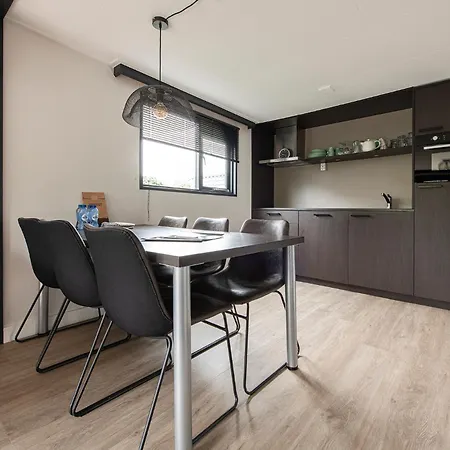20, Nestled In The Woods, Big And Garden! Hébergement de vacances